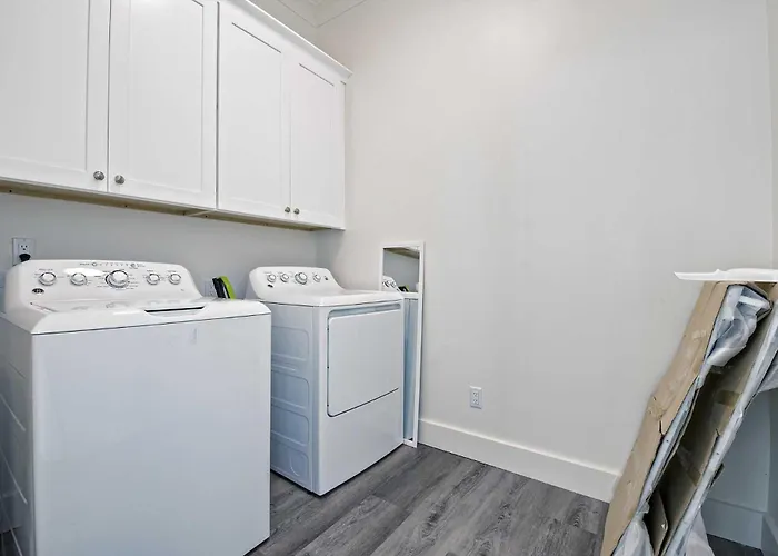 Sunset Oasis 5 Bedroom Lockout Gulf Shores