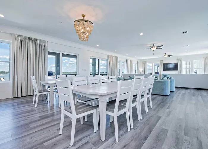 Sunset Oasis 5 Bedroom Lockout * Gulf Shores